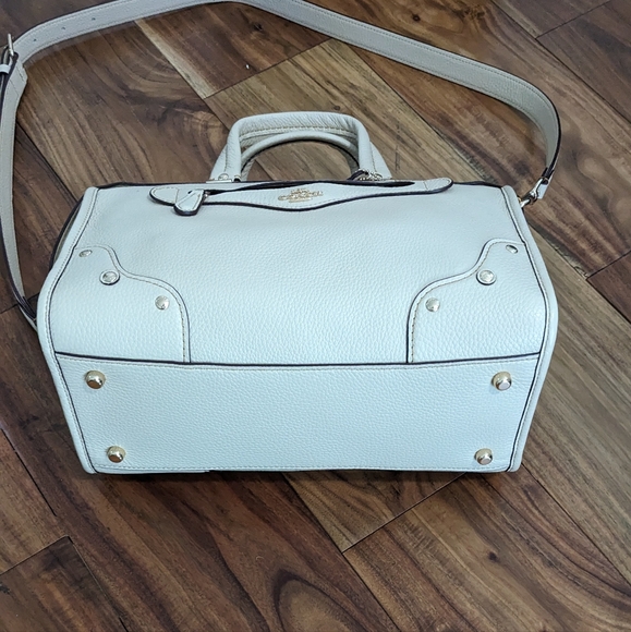 Coach Millie Ivory Pebbled Leather Satchel / Crossbody in Gift Box Nwt ❤️ - Picture 5 of 10